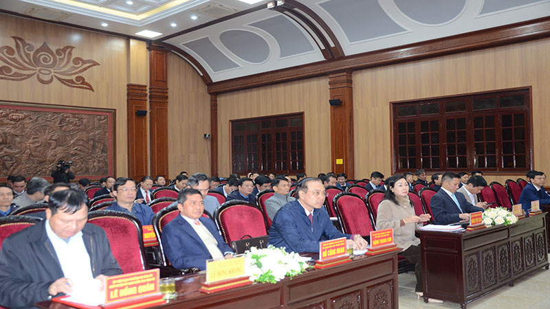 Các đại biểu dự hội nghị.