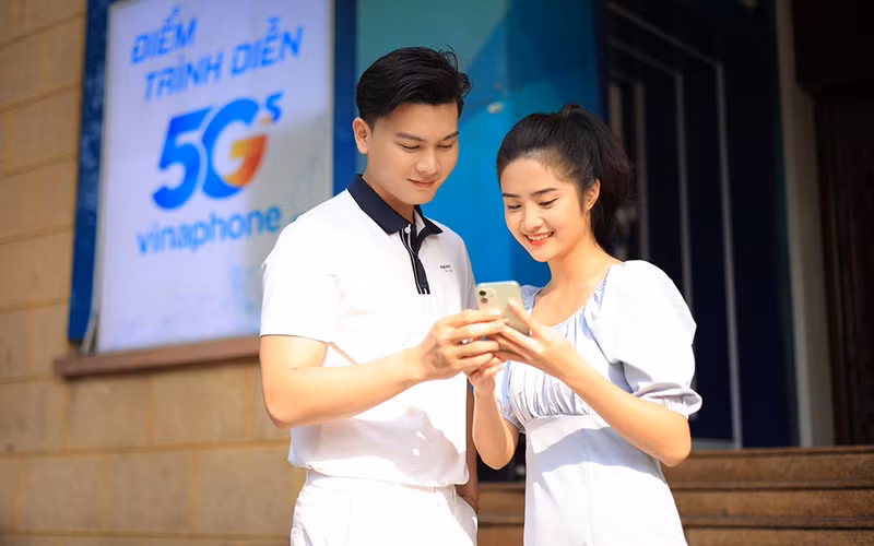 VinaPhone tung ra gói cước YOLO100M “Chỉ sợ hết pin - không lo hết mạng”