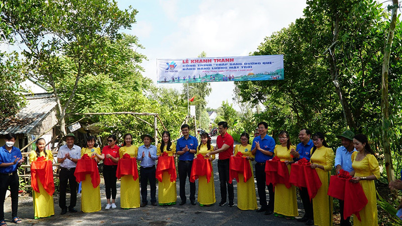 Thúc đẩy sử dụng năng lượng xanh trong cộng đồng 