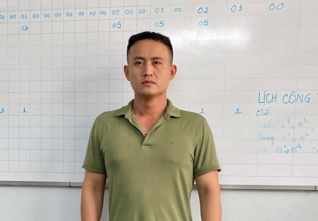 Ngô Minh Thông tại cơ quan công an.