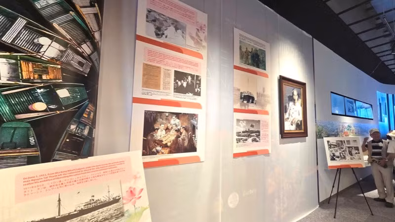 Triển lãm chuyên đề “Chủ tịch Hồ Chí Minh – Biểu tượng của hòa bình và hữu nghị” tại Osaka, Nhật Bản. 