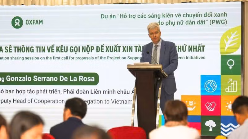 Ông Gonzalo Serrano, Phó Ban hợp tác phát triển, Liên minh châu Âu tại Việt Nam chia sẻ nhân khởi động dự án tại Hà Nội. (Ảnh: PV)