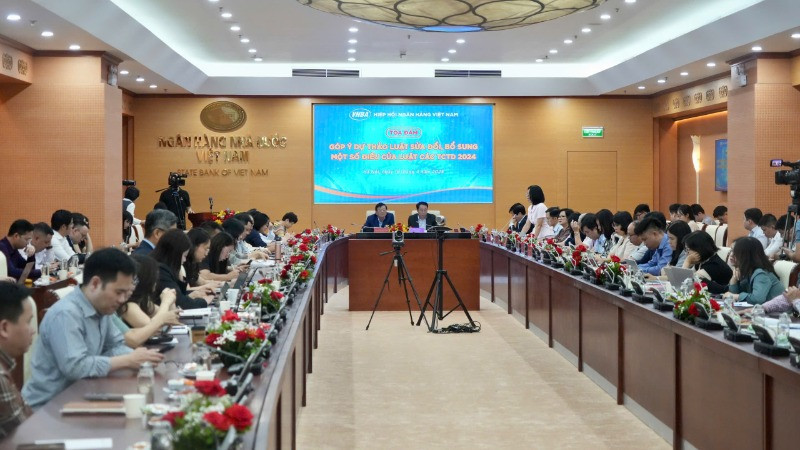 Toàn cảnh buổi tọa đàm.