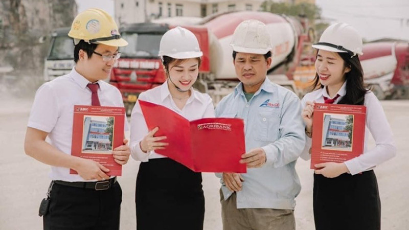 Agribank tích cực giảm lãi suất hỗ trợ người dân, doanh nghiệp