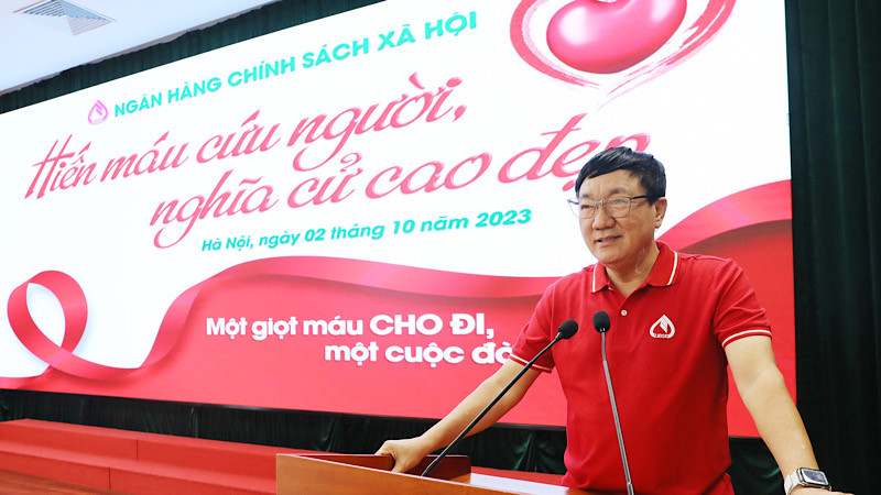 Tổng Giám đốc Ngân hàng Chính sách xã hội Dương Quyết Thắng phát biểu tại chương trình.