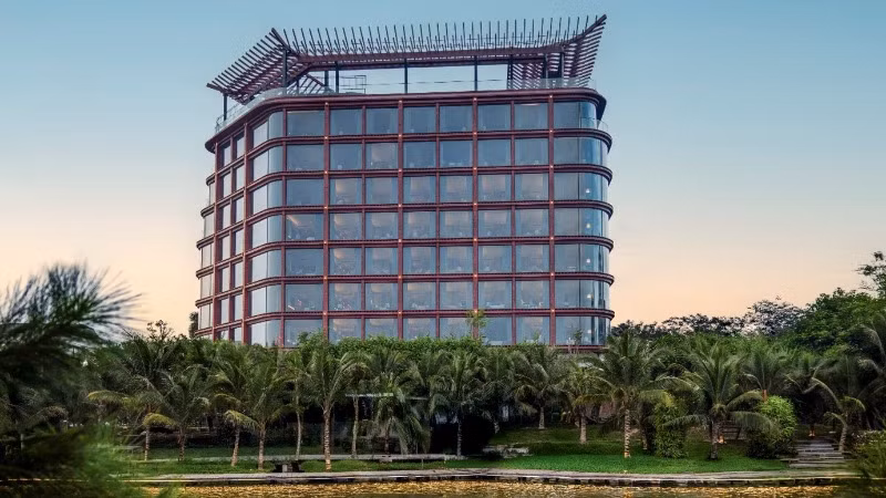 Khách sạn Dusit Cung điện Từ Hoa Hà Nội chính thức hoạt động vào ngày 9/5.