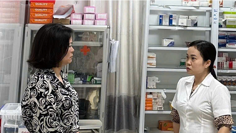 Kiểm tra, giám sát việc quản lý thuốc chữa bệnh trên địa bàn thành phố Hà Nội.