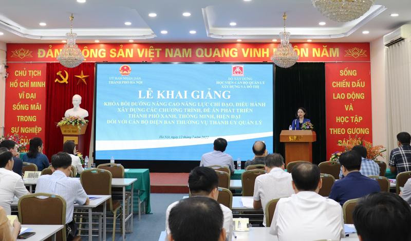 Quang cảnh lễ khai giảng lớp học sáng 12/7.