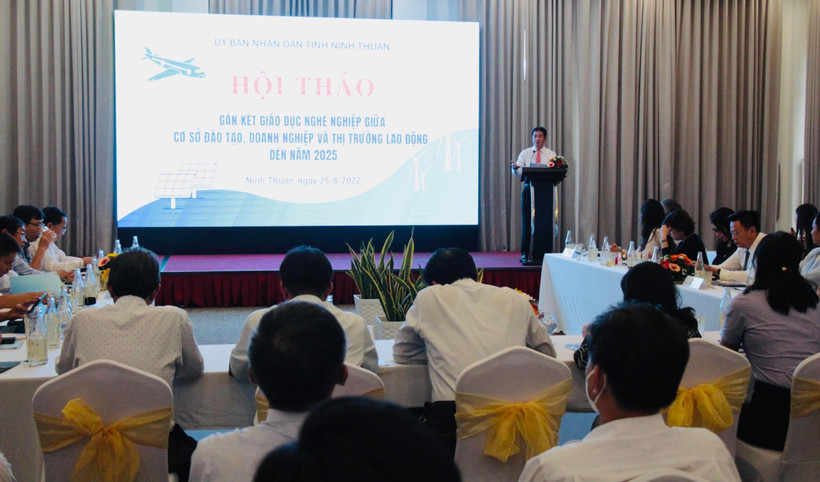 Quang cảnh buổi hội thảo.