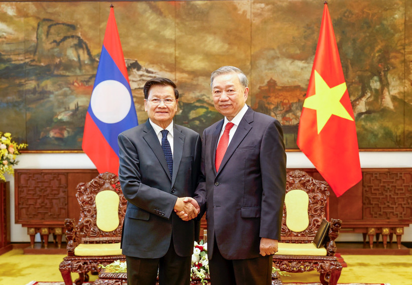 Tổng Bí thư Tô Lâm tiếp Tổng Bí thư, Chủ tịch nước Lào Thongloun Sisoulith.