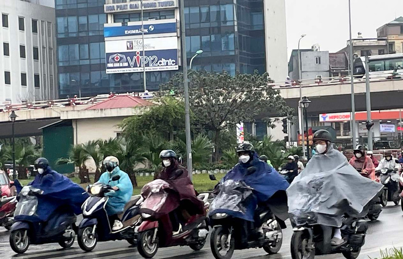 Hà Nội từ đêm 15/3 trời chuyển rét. Ảnh: Đ.T