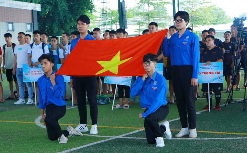 Giải Bóng đá nam Thanh niên công nhân tỉnh Bình Dương - Cúp báo Tuổi trẻ Thủ đô năm 2024 chính thức khai mạc sáng 19/5