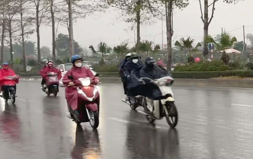 Khu vực Hà Nội, sáng sớm có mưa nhỏ, mưa phùn và sương mù. (Ảnh minh họa: Đ.T)