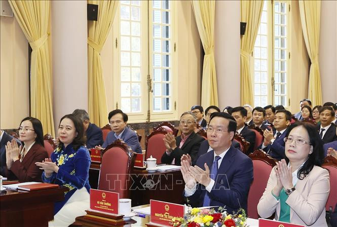 Chủ tịch nước Võ Văn Thưởng dự và phát biểu chỉ đạo Hội nghị Tổng kết năm 2023, triển khai nhiệm vụ năm 2024 của Văn phòng Chủ tịch nước.