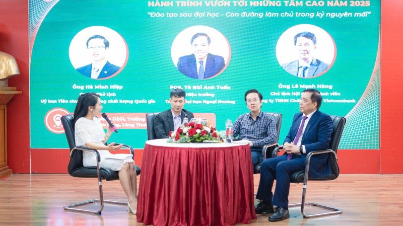 Diễn đàn là cầu nối giữa bốn bên: cơ quan quản lý Nhà nước-Nhà trường-Doanh nghiệp-Người học.