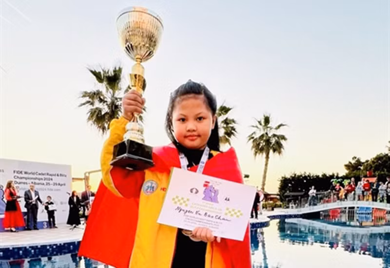 Kỳ thủ Nguyễn Vũ Bảo Châu giành ngôi vô địch. (Ảnh: Tổng cục Thể dục Thể thao)