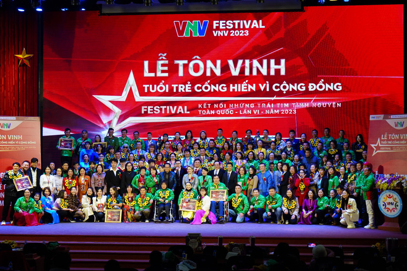 Chung tay vì một Việt Nam bền vững