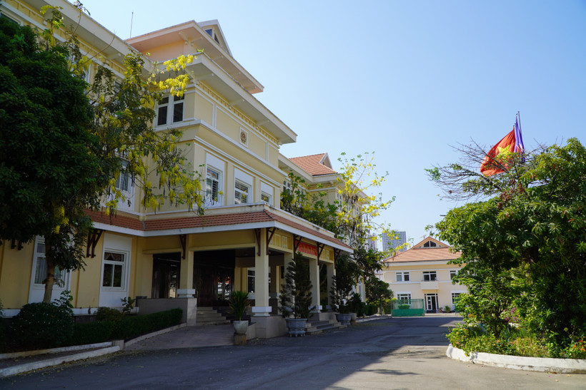 Hội thao chào mừng kỷ niệm những ngày lễ lớn diễn ra trong khuôn viên Đại sứ quán Việt Nam tại Thủ đô Phnom Penh, Vương quốc Campuchia.
