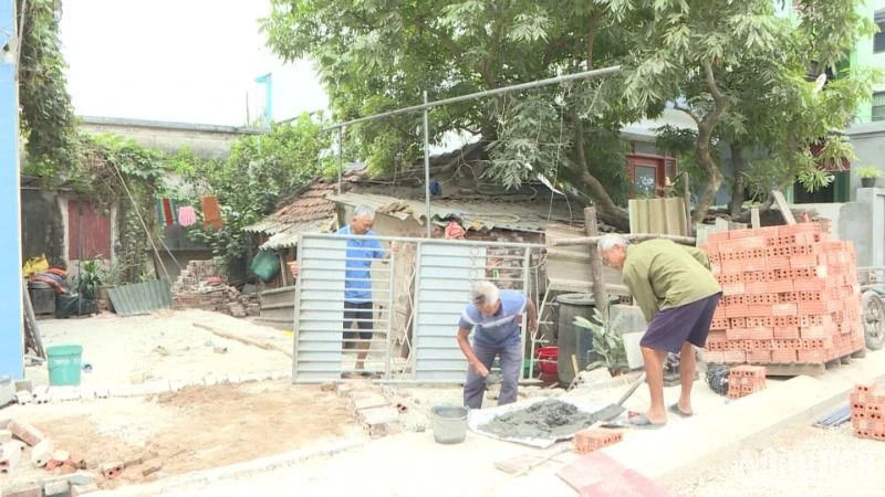 Quyết tâm đến hết ngày 31/10/2025 cơ bản hoàn thành mục tiêu xóa nhà tạm, nhà dột nát trên phạm vi cả nước. (Ảnh: Báo Nhân Dân)