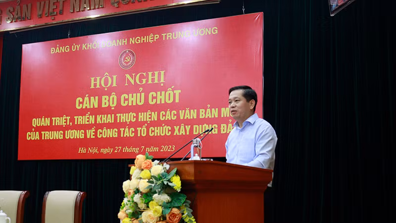 Đồng chí Nguyễn Long Hải phát biểu kết luận hội nghị.