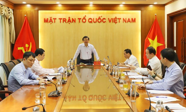 Quang cảnh buổi họp.