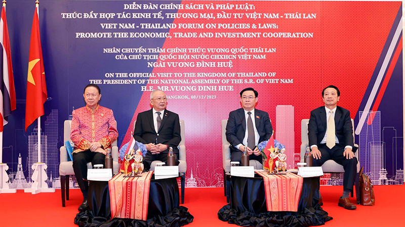Chủ tịch Quốc hội Vương Đình Huệ nhấn mạnh, Việt Nam cũng là điểm đến đầu tư hấp dẫn, an toàn và ổn định cho các nhà đầu tư quốc tế. (Ảnh: TTXVN)