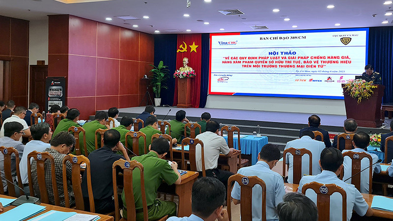 Ban Chỉ đạo 389 Cà Mau hội thảo triển khai đề án của Chính phủ bảo vệ người tiêu dùng trong thương mại điện tử.