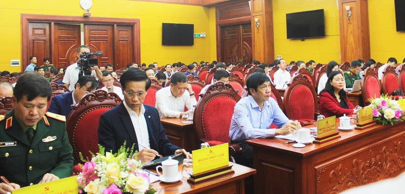 Các đại biểu dự Hội nghị.