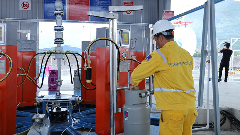 Giá gas bán lẻ giảm giá do giá gas nhập khẩu trong tháng 6/2023 giảm sâu.