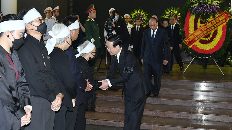 Chủ tịch nước Võ Văn Thưởng chia buồn với gia quyến đồng chí Vũ Khoan.