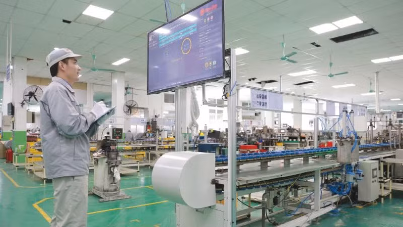 Thành phố sẽ tập trung các giải pháp hỗ trợ doanh nghiệp sản xuất, kinh doanh.