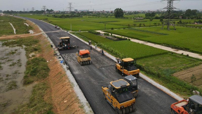 Công trường thi công dự án đường Vành đai 4 - Vùng Thủ đô.