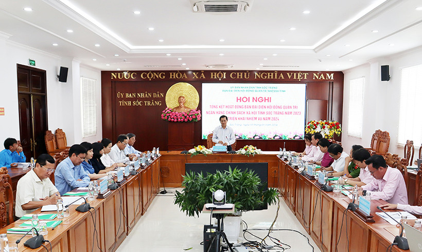 Chủ tịch UBND tỉnh Sóc Trăng chỉ đạo Hội nghị.