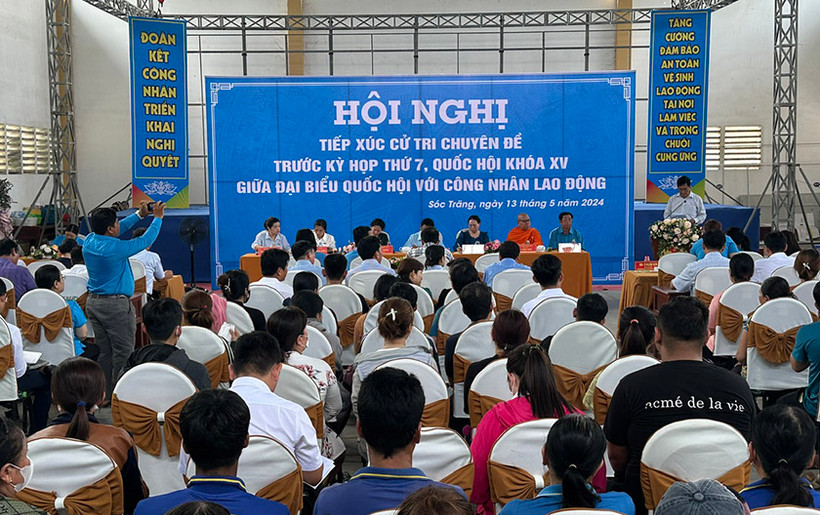Sóc Trăng tiếp xúc cử tri là công nhân, người lao động