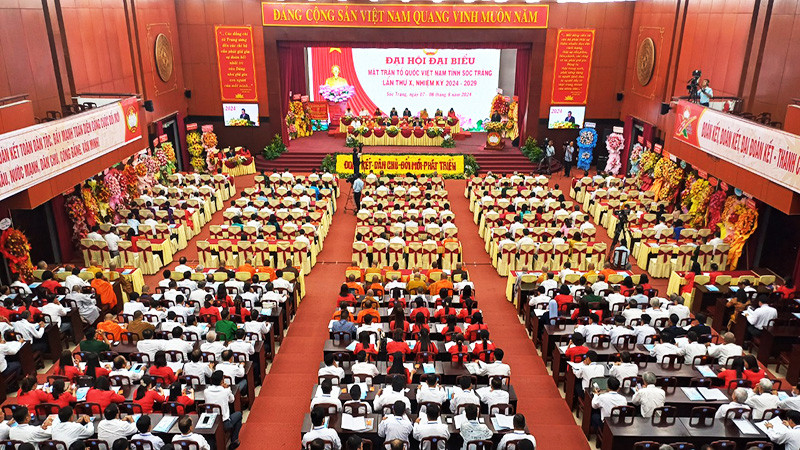 300 đại biểu và lãnh đạo Trung ương, địa phương về dự Đại hội đại biểu Mặt trận Tổ quốc Việt Nam tỉnh Sóc Trăng.