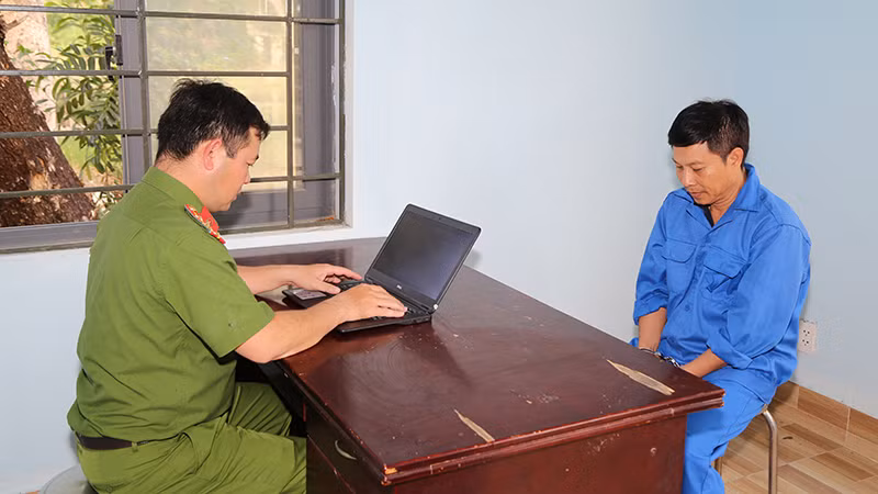 Nguyễn Tấn Phát tỏ vẻ ân hận về hành vi giết người.