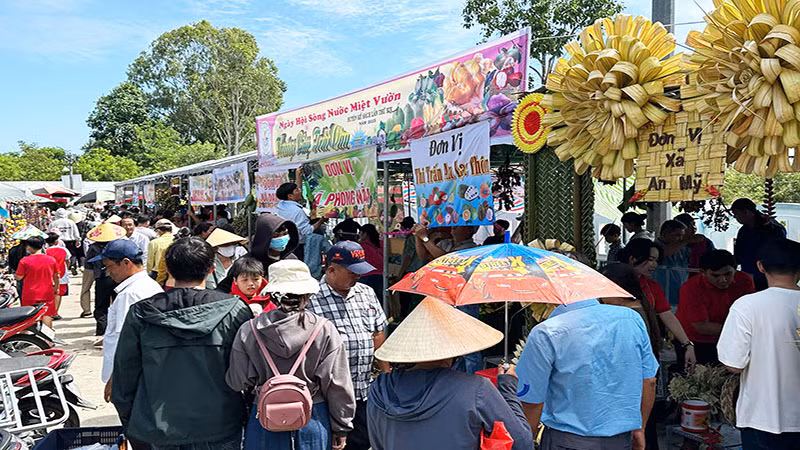 Nhiều hoạt động văn hóa-văn nghệ, thể dục-thể thao diễn ra trong khuôn khổ Ngày hội. (Ảnh: PV)