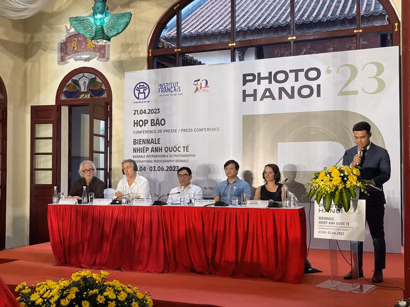 Ban tổ chức giới thiệu các hoạt động trong chuỗi sự kiện về nhiếp ảnh quốc tế tại Hà Nội.