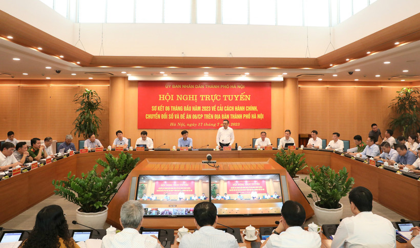 Các đại biểu phát biểu ý kiến tại Hội nghị.