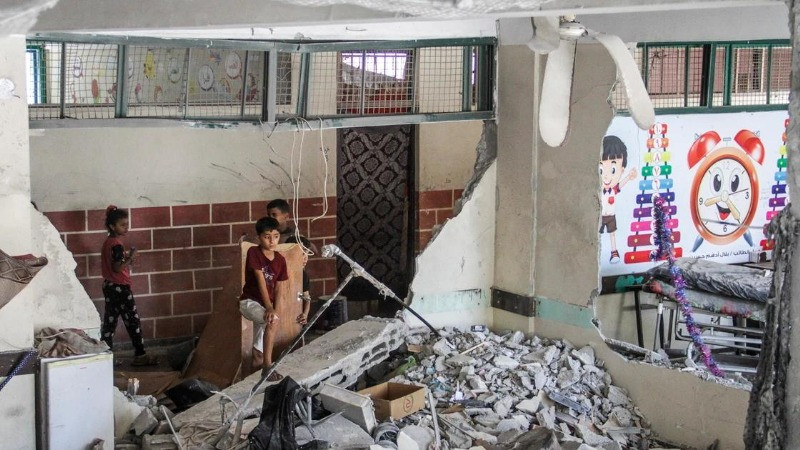 Một trường học bị phá hủy sau các cuộc không kích của Israel tại Dải Gaza. (Ảnh: THX/TTXVN)