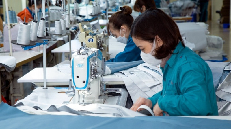 Xuất khẩu dệt may đang tăng trưởng mạnh.