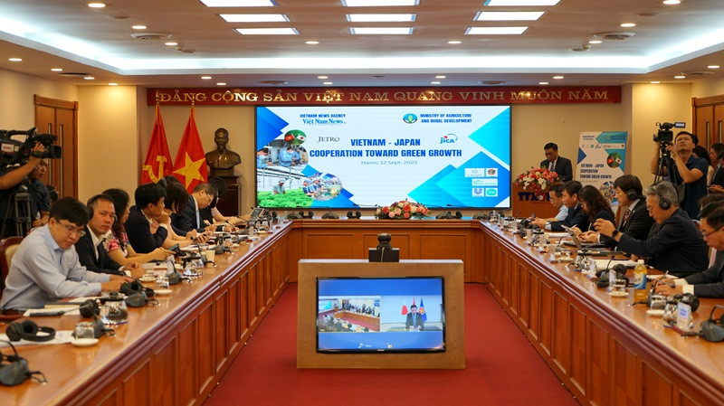Quang cảnh hội thảo "Việt Nam-Nhật Bản hợp tác hướng tới tăng trưởng xanh". (Ảnh: TRUNG HƯNG)