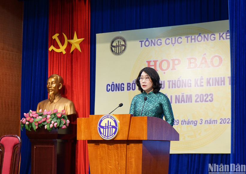 Tổng cục trưởng Nguyễn Thị Hương phát biểu tại hội nghị. (Ảnh: TRUNG HƯNG)