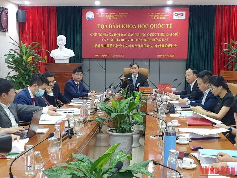 Quang cảnh tọa đàm. (Ảnh: TRUNG HƯNG)