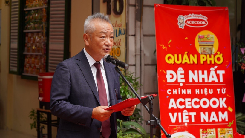 Ông Kaneda Hiroki, Tổng Giám đốc phát biểu khai trương.