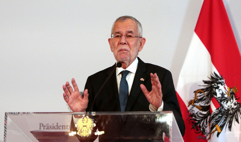 Ông Alexander Van der Bellen được dự báo sẽ tái đắc cử Tổng thống trong cuộc bỏ phiếu lần này. (Ảnh: AFP/TTXVN)
