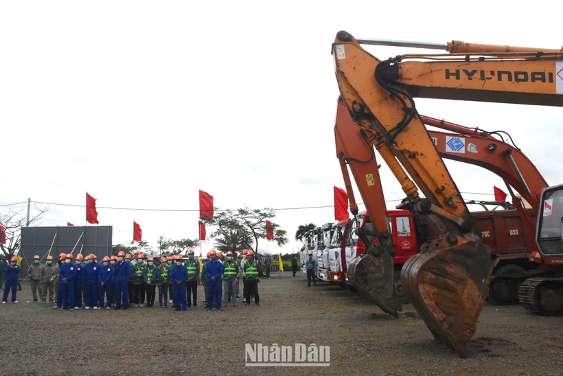 Lễ khởi công dự án tại dự án thành phần Quy Nhơn-Chí Thạnh, Chí Thạnh-Vân Phong đoạn qua Phú Yên.