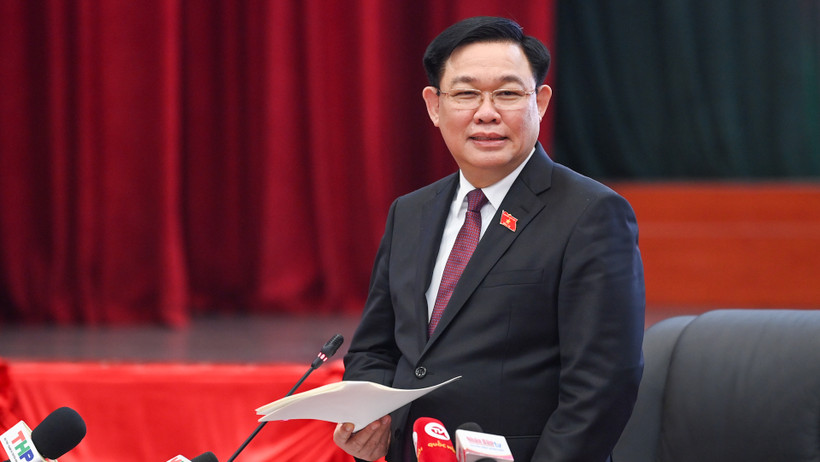 Chủ tịch Quốc hội Vương Đình Huệ phát biểu tại buổi làm việc. (Ảnh: DUY LINH)