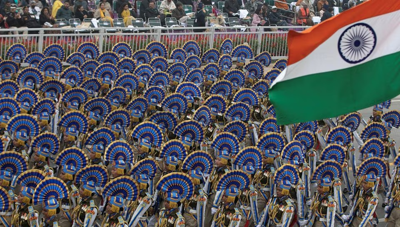 Binh lính Ấn Độ trong cuộc diễu hành trên Đại lộ Kartavya ở thủ đô New Delhi nhân kỷ niệm 74 năm Ngày Cộng hòa. (Ảnh: Reuters)