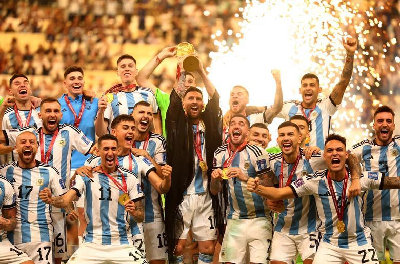 World Cup 2022 khép lại với cái kết như mơ cho Messi và tuyển Argentina. (Ảnh: Reuters)